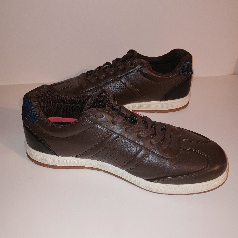 Shoes - Picture 2 of 2